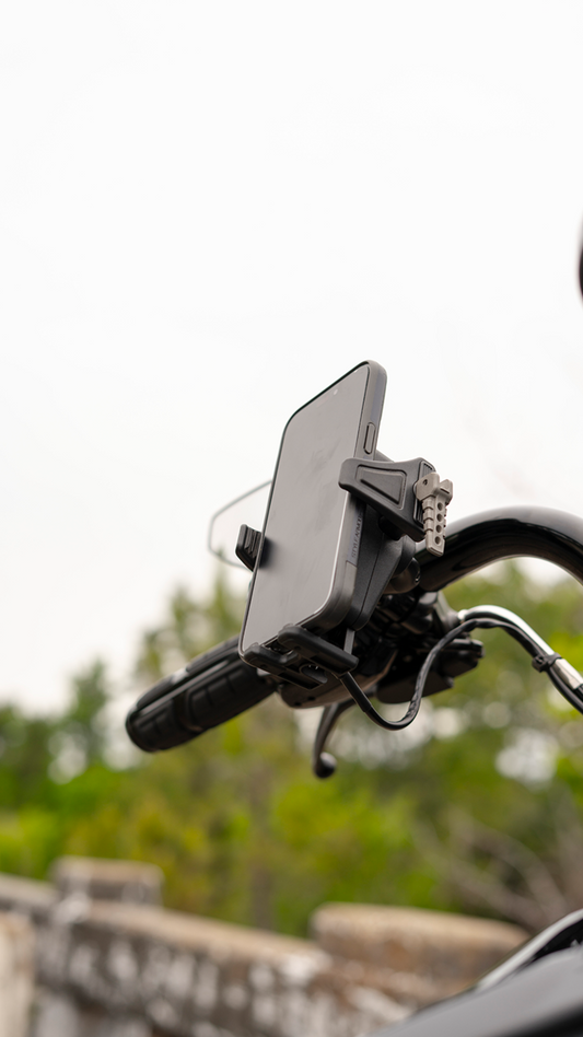 Ciro Gen 2 Cybercharger Black Universal Phone Holder Wireless Charger Kit