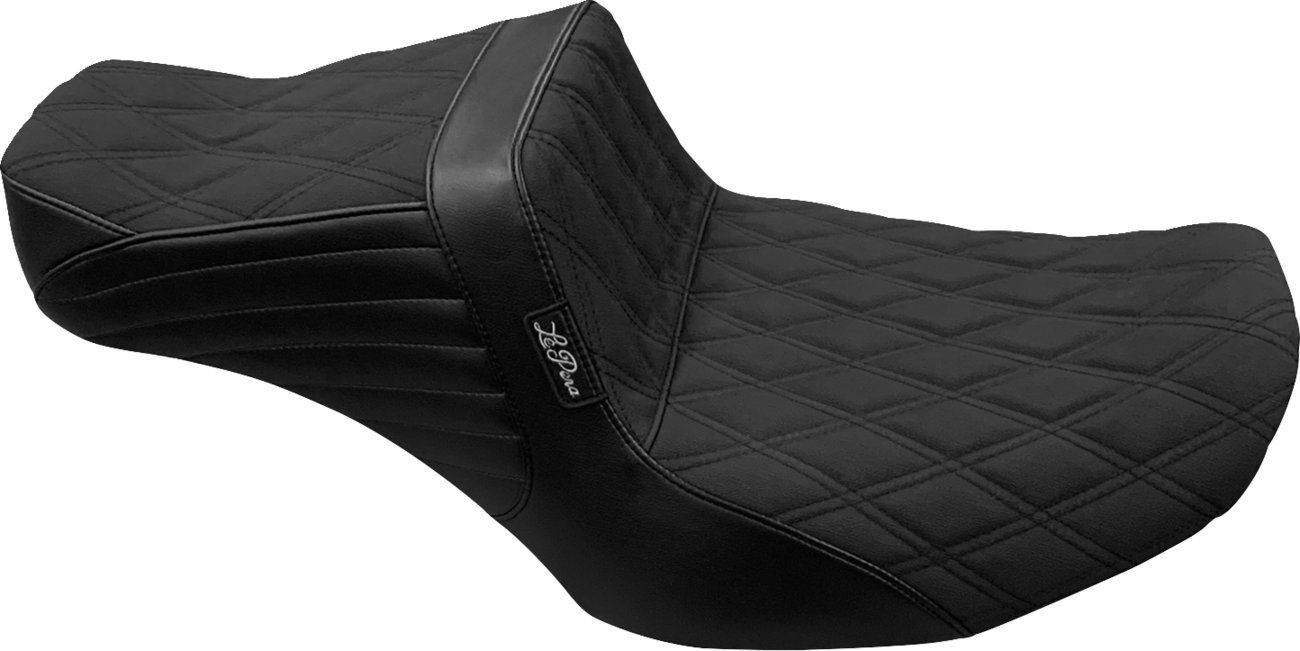 Le Pera Tailwhip Diamond Grip Seat 2023-2025 Harley Touring Road Street Glide