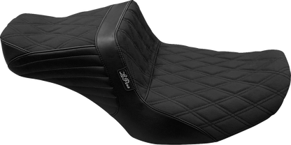 Le Pera Tailwhip Diamond Grip Seat 2023-2025 Harley Touring Road Street Glide
