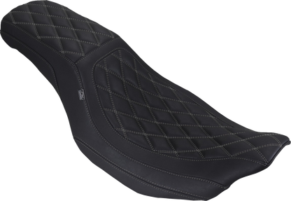 Mustang Squareback Low Gray Diamond Seat fits 2023-2026 Harley Road Street Glide