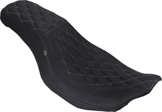 Mustang Squareback Low Gray Diamond Seat fits 2023-2026 Harley Road Street Glide