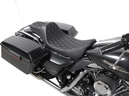 Drag Specialties Predator III Extended Diamond Seat fits 1997-07 Harley Touring