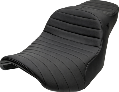 Slyfox Chariot Black Classic Stitch Seat fits 2023-2026 Harley Road Street Glide