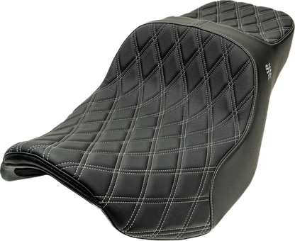 Slyfox Chariot Silver Diamond Stitch Seat for 2023-2026 Harley Road Street Glide