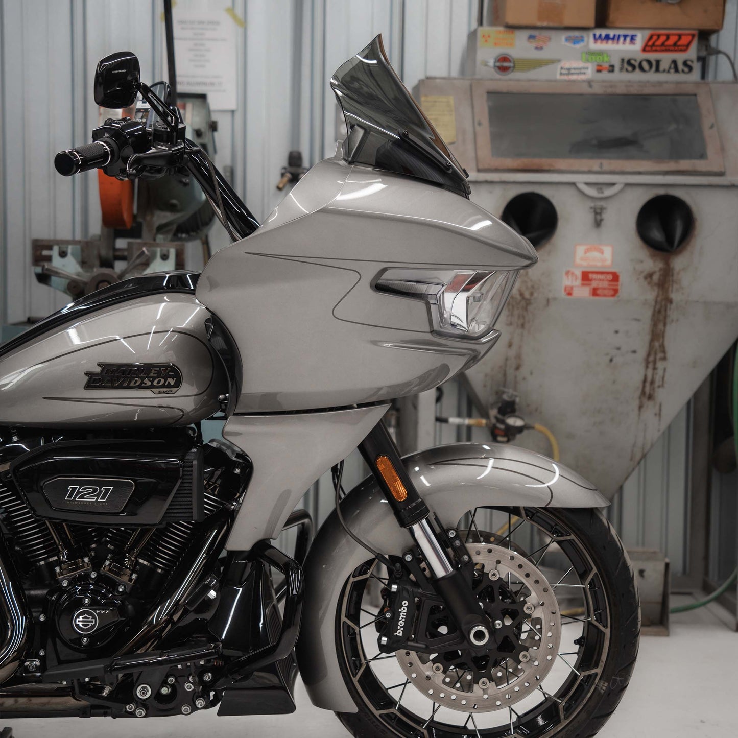 Klock Werks Sport Flare 12" Dark Smoke Windshield 2023-2025 Harley Road Glide
