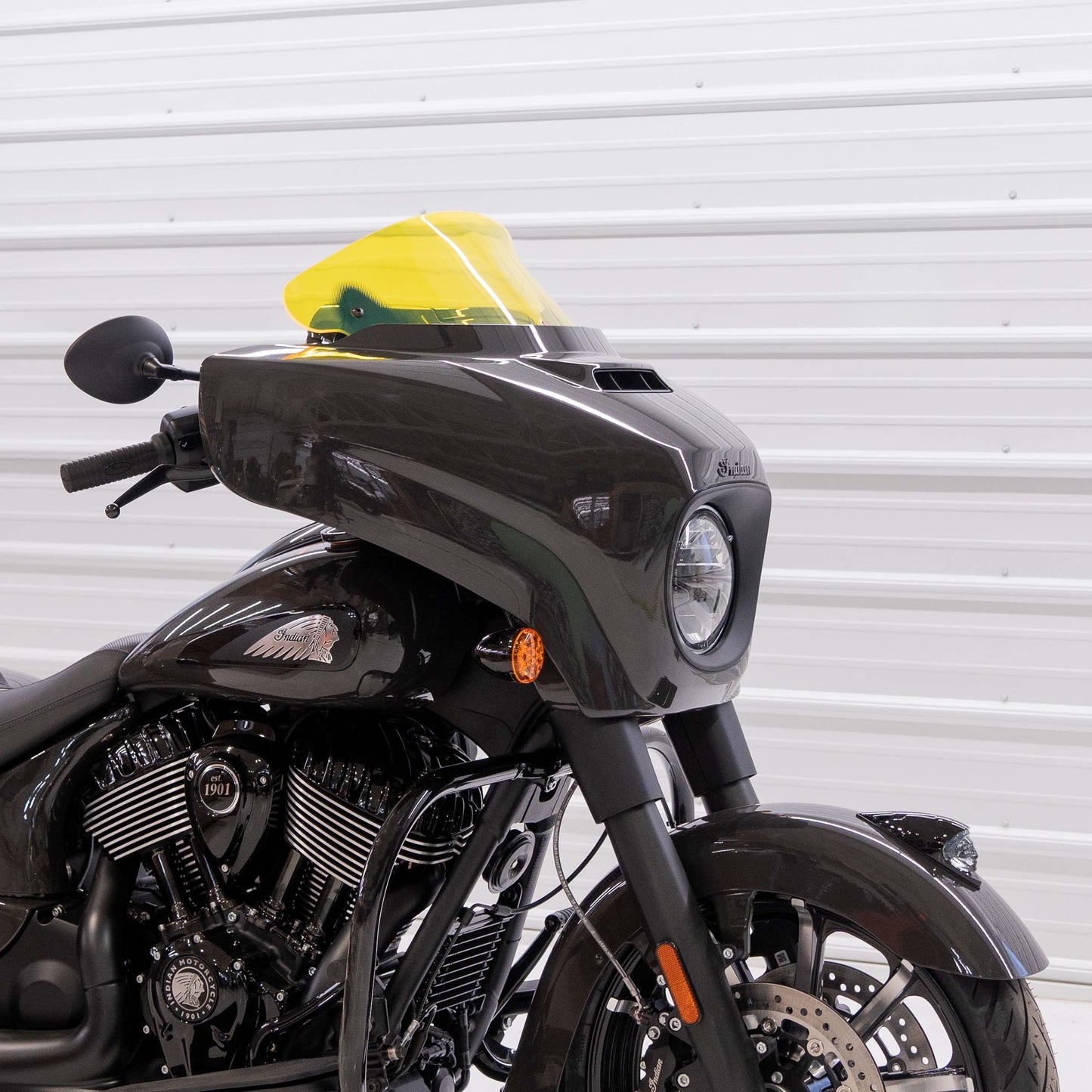 Klock Werks Kolor Flare 10" Yellow Ice Windshield for 2014-2024 Indian Chieftain