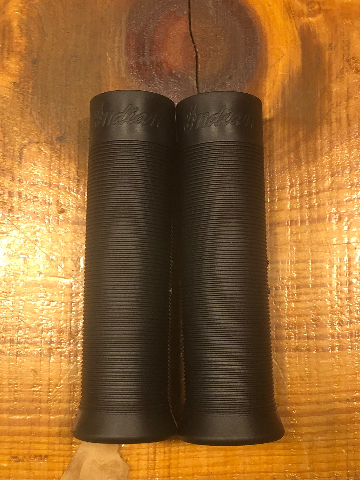 Chuck Myles NOS Black Pair Indian Motorcycle 1" Handlebar Hand Grips