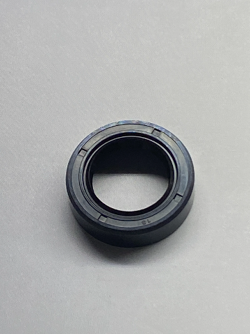 James Gasket Single Wheel Seal for 58-83 Harley Touring Sportster FXR FLT FXS