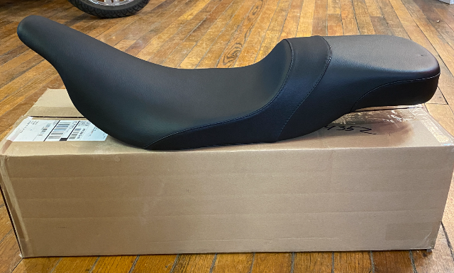 Danny Gray Weekday Low Profile 2-Up Seat fits 1999-2007 Harley Touring FLHT FLHR