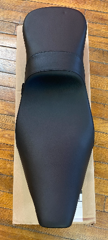 Danny Gray Weekday Low Profile 2-Up Seat fits 1999-2007 Harley Touring FLHT FLHR