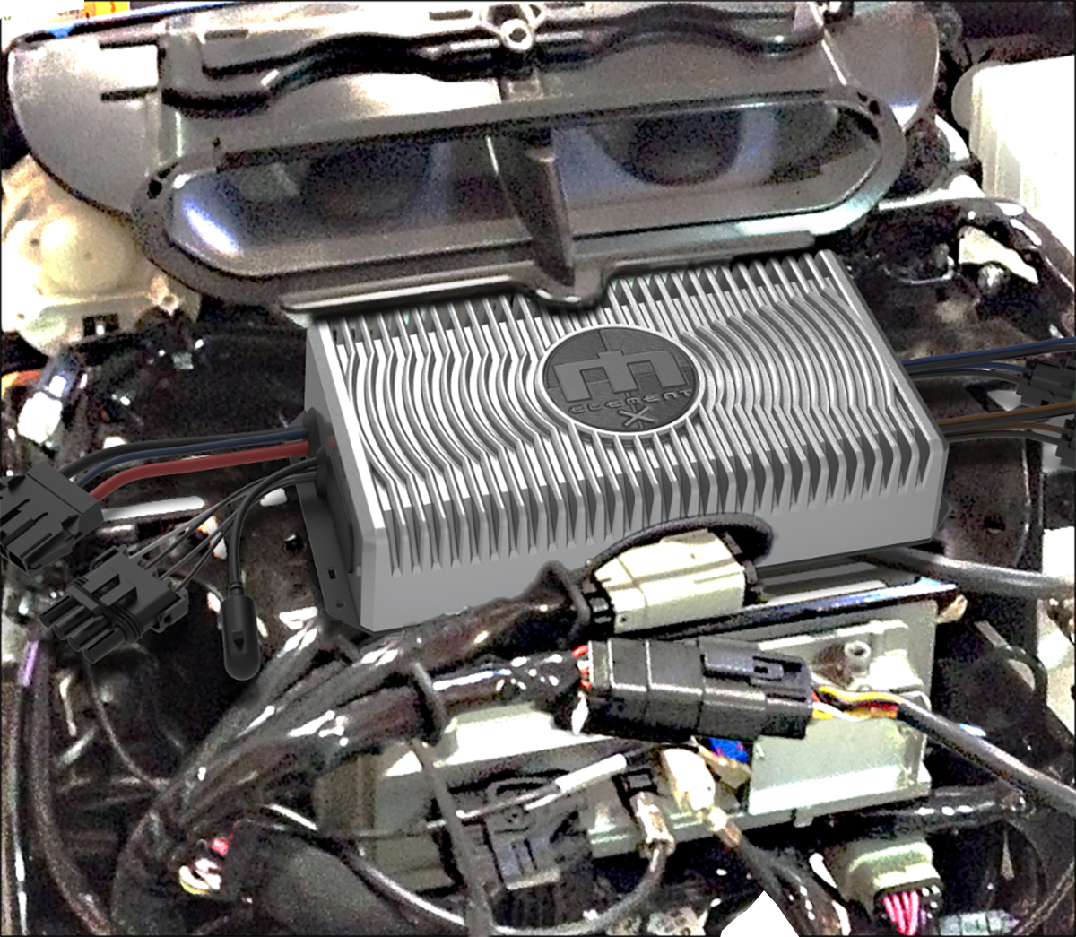 Wild Boar Front 6.5" Speaker & Bluetooth Amp Kit for 2019-2022 Harley FLHTI
