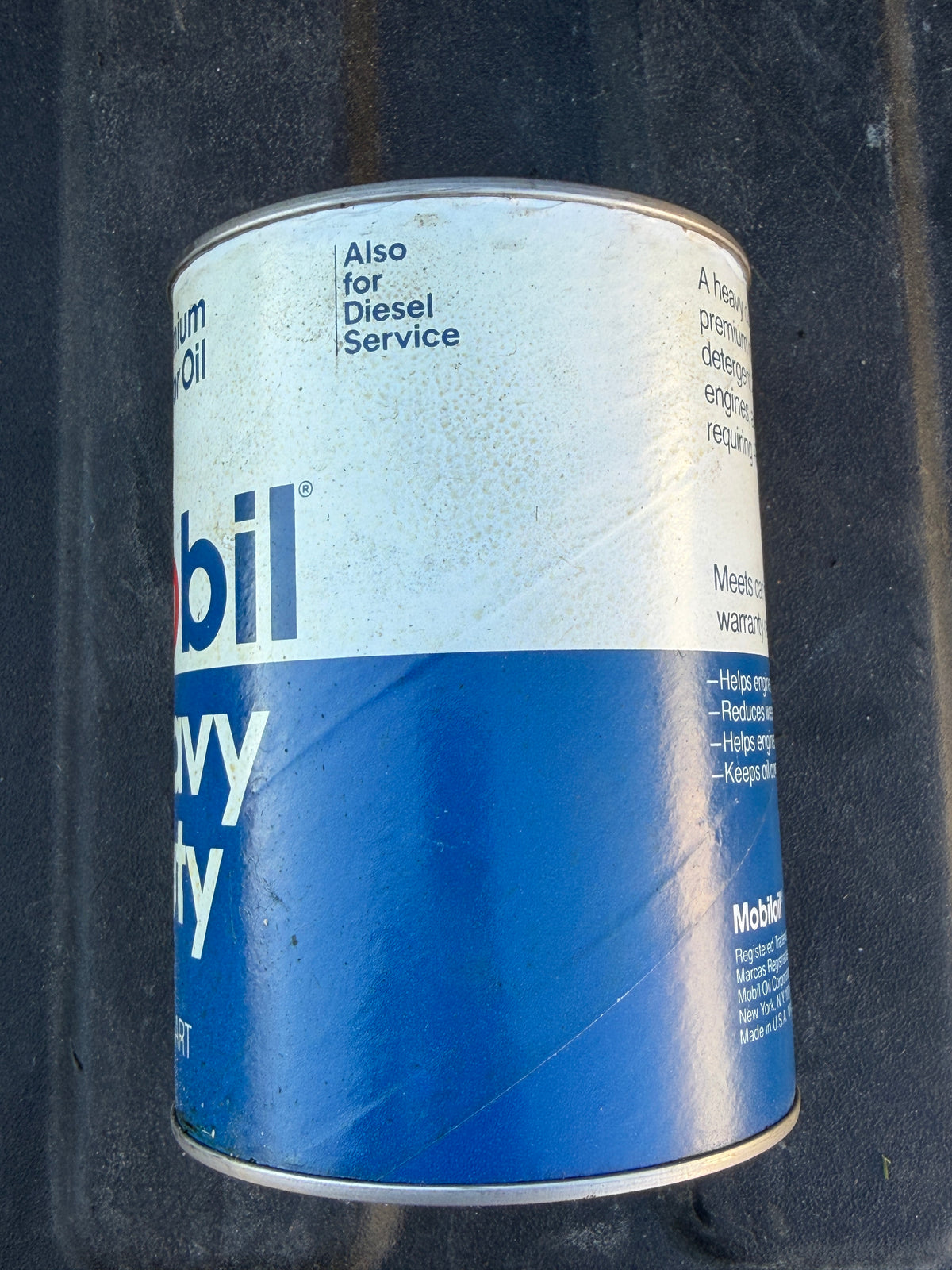 Vintage NOS Mobil Heavy Duty 10W Motor Oil Can Quart FULL