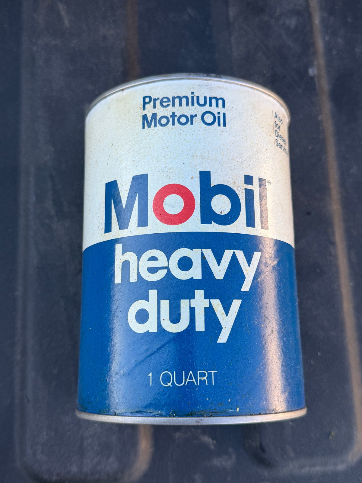 Vintage NOS Mobil Heavy Duty 10W Motor Oil Can Quart FULL