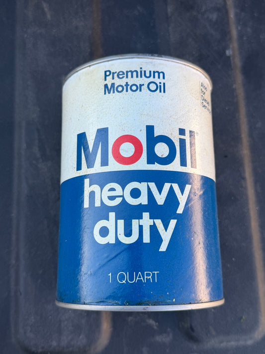 Vintage NOS Mobil Heavy Duty 10W Motor Oil Can Quart FULL